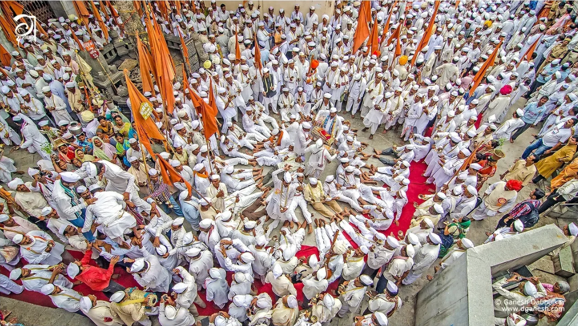 gathering_png